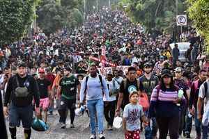 三千移民奔墨西哥城尋求美庇護 含中國人