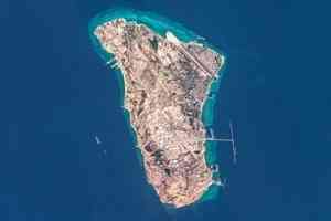 美精準轟炸伊朗戰略島嶼 摧毀90軍事設施