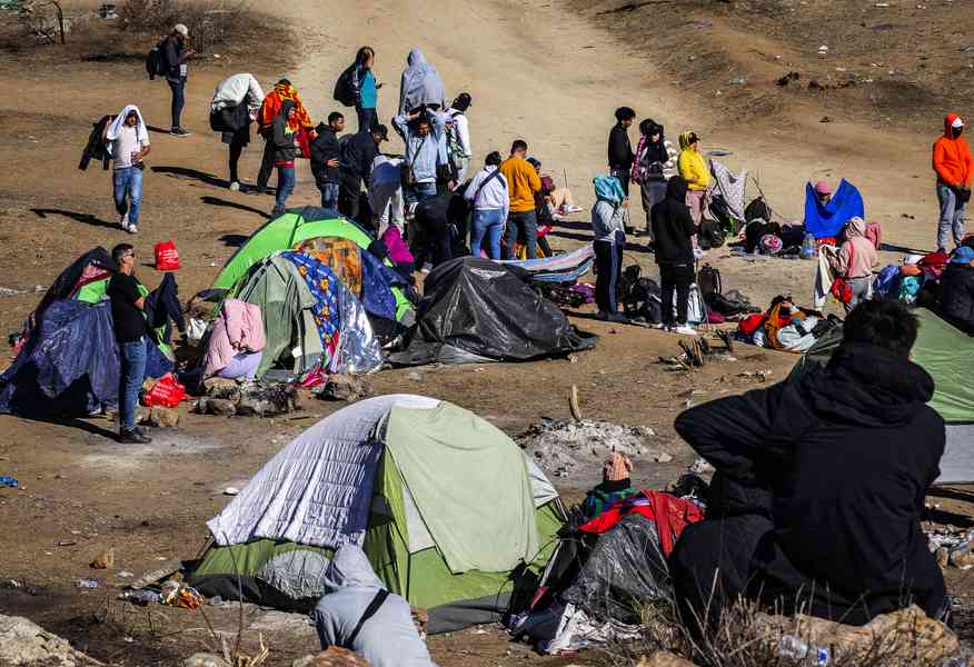 美國終止「被捕即放」政策 邊境連續7個月零釋放