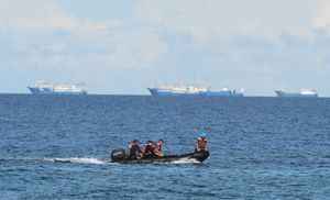 南海菲律賓漁船遭外國商船撞沉 3人死亡
