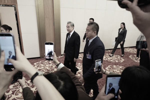 分析：王毅為何認慫 否認「G2共治」