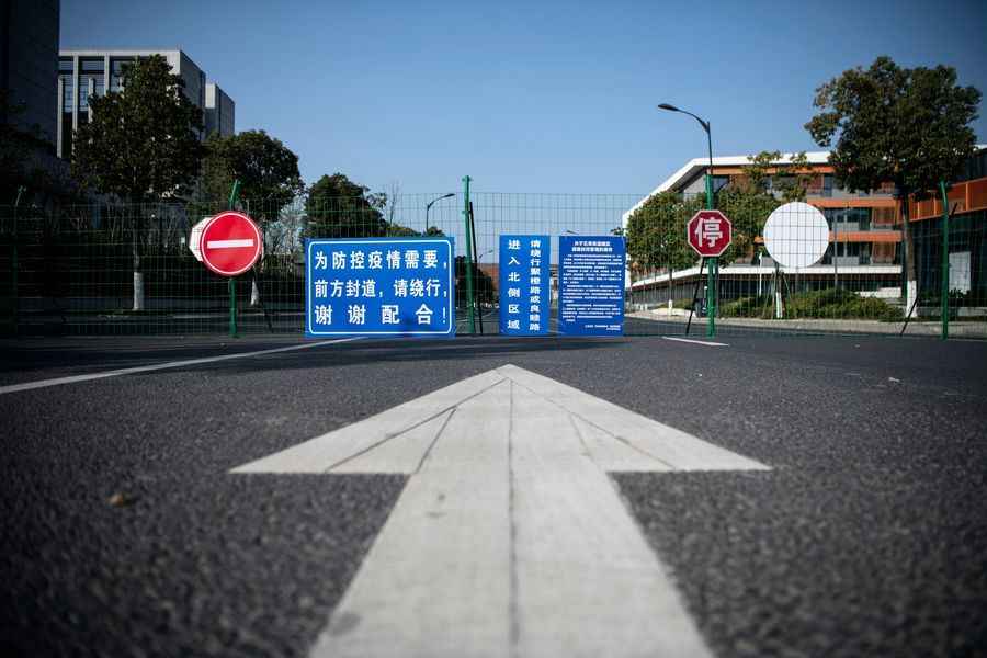 清零風險促外企離華 上海北京再現封鎖