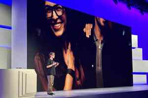 Meta推首款內置顯示屏智能眼鏡 799美元起