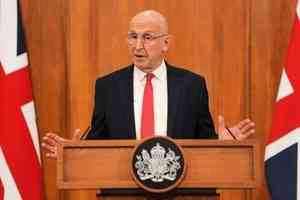 英國指控三艘俄潛艇對海底電纜進行秘密行動