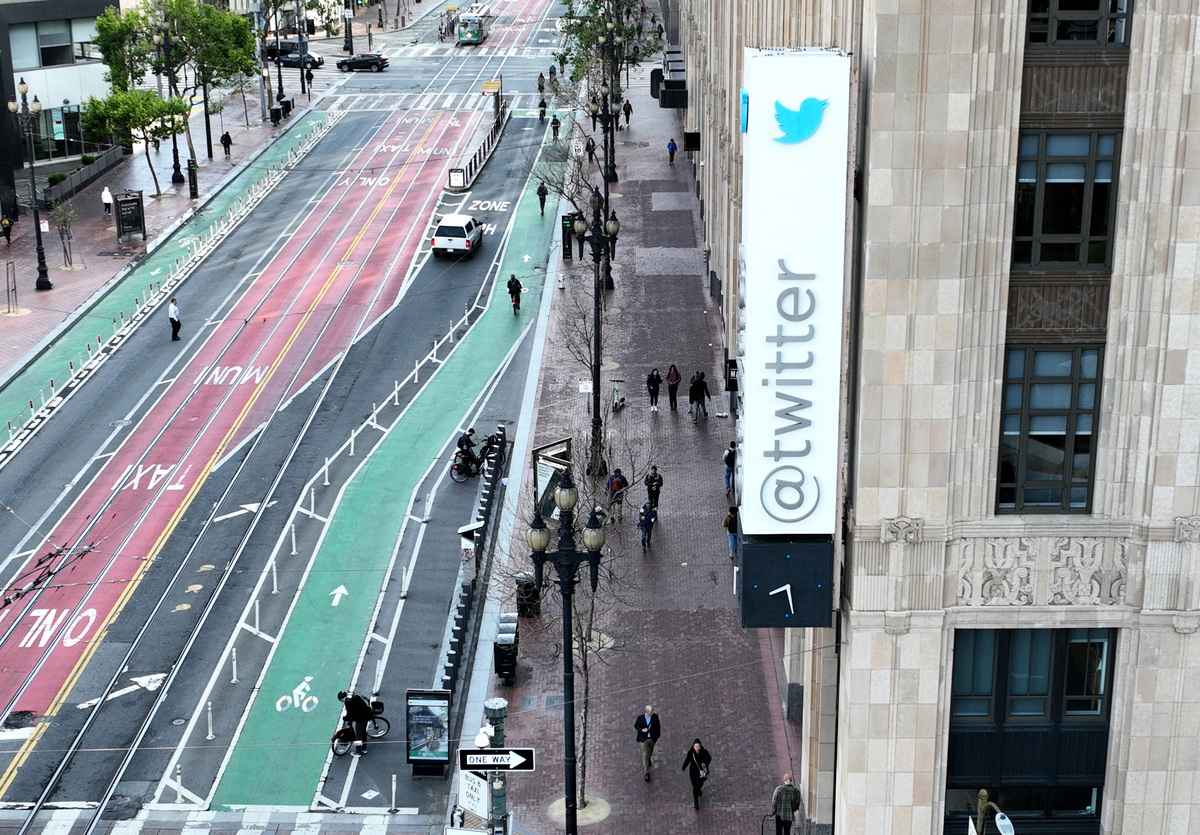 2022年4月27日，位於加州三藩市的推特公司總部。（Justin Sullivan/Getty Images）