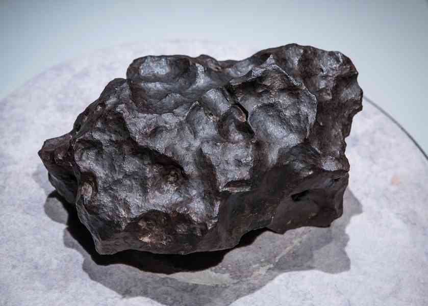 最大塊火星岩石或拍出400萬美元天價
