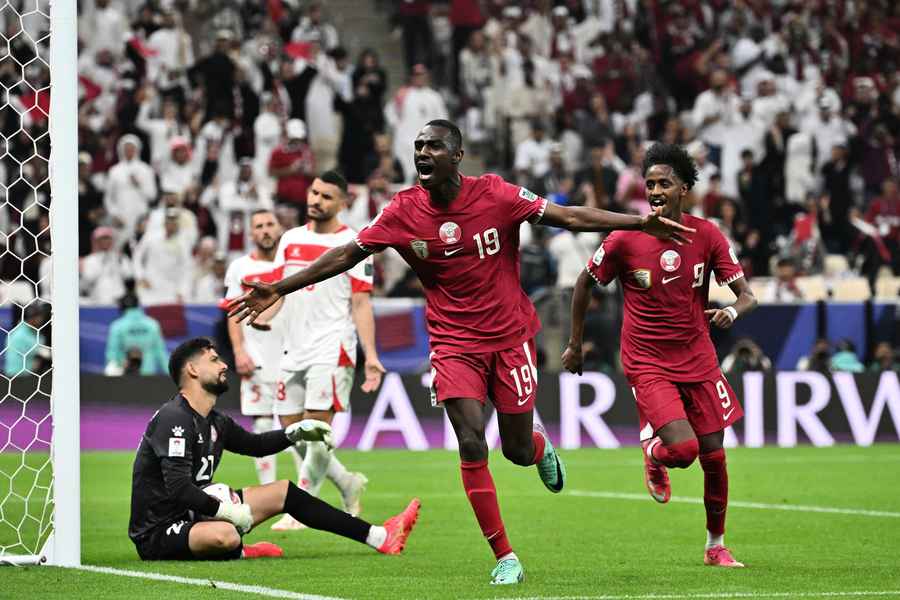 亞洲盃足球賽開幕 東道主卡塔爾迎開門紅