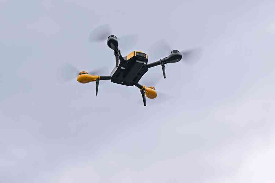 試飛無人機僅半分鐘 上海網民遭警方扣查