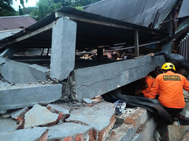 印尼發生6.2級強震 至少34死數百人受傷