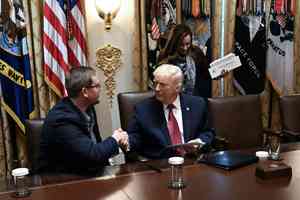 特朗普宣布120億美元援助計劃 支持農民