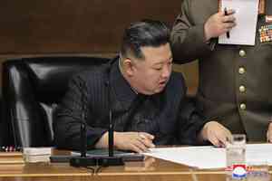 對籃球愛不釋手 金正恩少年時期照片曝光