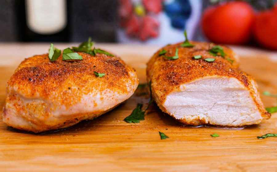 美食DIY｜一個小竅門 用焗爐烤出外焦裏嫩的雞胸肉