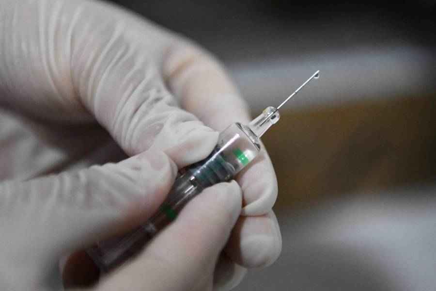 民眾不信國產疫苗 中國接種率低 清零何時了