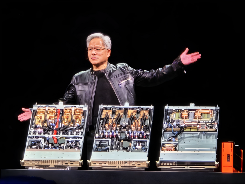 美國起訴兩中國男子 控其大量走私先進晶片