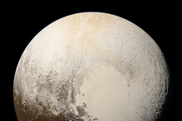 NASA照片呈現冥王星真實的顏色