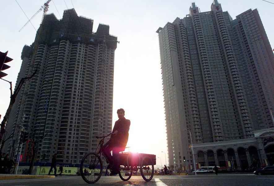 樓市持續下滑 上海下調首付比例及信貸利率