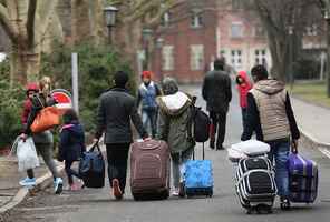 難民數量攀升 今年歐盟庇護申請或破百萬