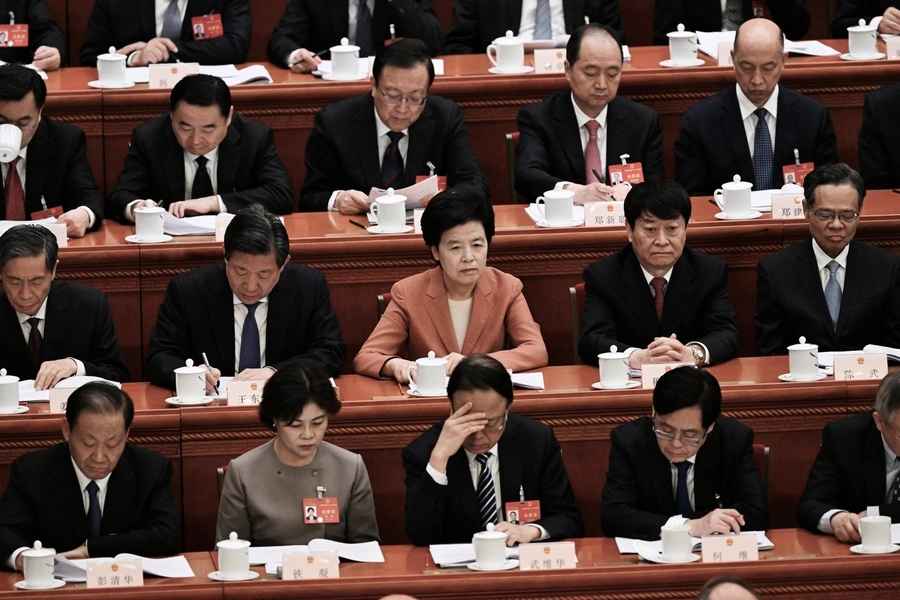 內蒙「換裝女王」王莉霞落馬 更多內情曝光