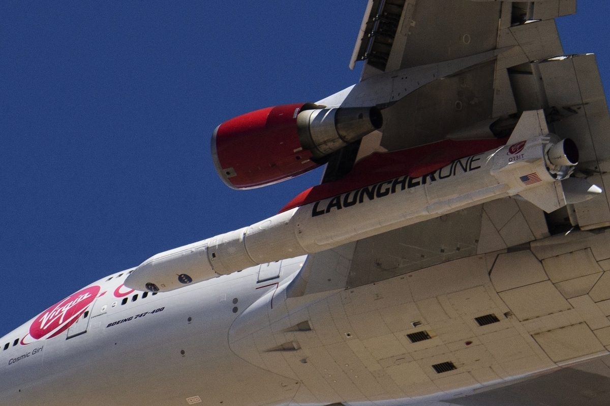 1月17日，維珍集團旗下的維珍軌道公司（Virgin Orbit）首次利用波音747飛機發射火箭，並成功將衛星送上軌道。（PATRICK T. FALLON/AFP via Getty Images）