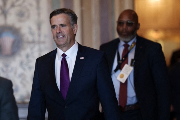 美中情局局長與委內瑞拉臨時總統會面