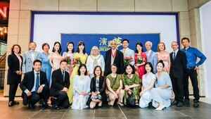 《新演員夢》英兩城首映 主創親臨 觀眾感動