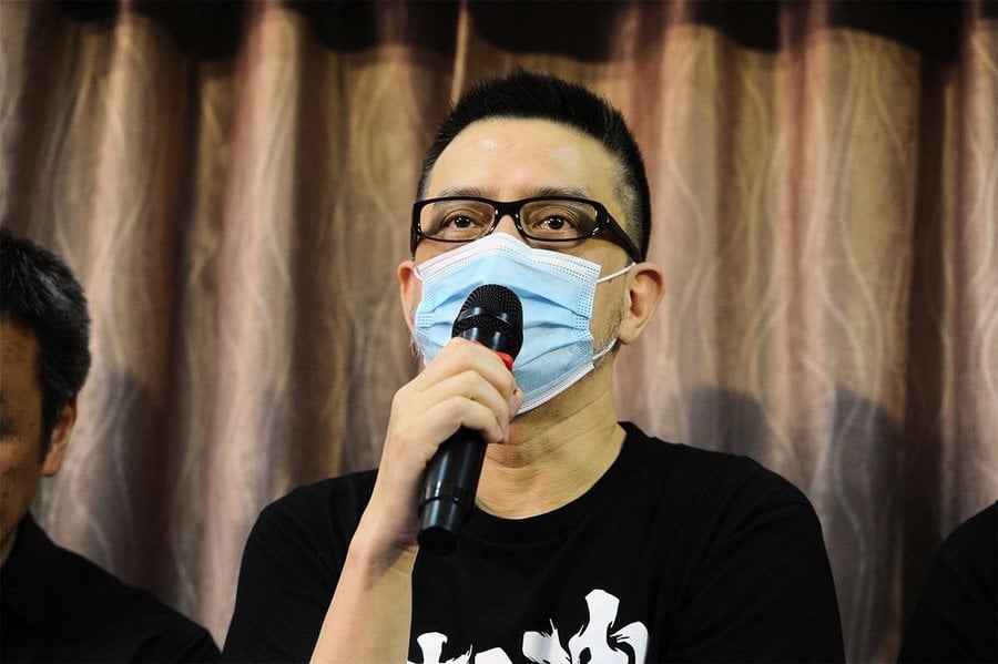黃耀明被起訴 台灣民進黨批「紅色恐怖」