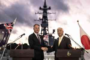 澳防長訪日登艦視察 強化軍事合作應對威脅