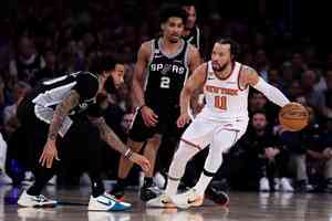 NBA：尼克斯上演驚人逆轉 險勝馬刺奪賽點
