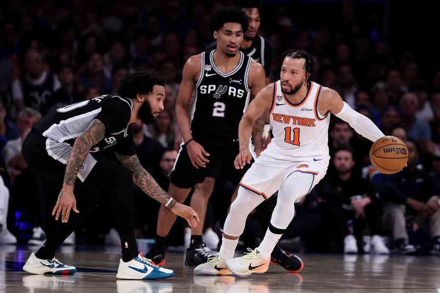 NBA：尼克斯上演驚人逆轉 險勝馬刺奪賽點