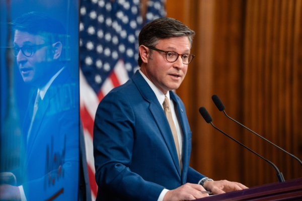 美眾議長促議員返華府準備表決 以結束政府停擺