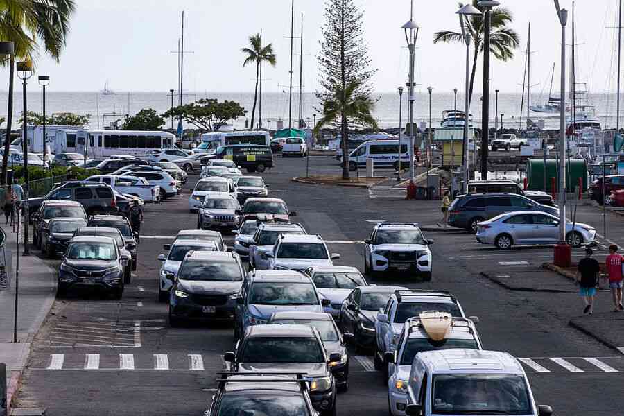 夏威夷發海嘯警報 機場停飛 民眾緊急疏散