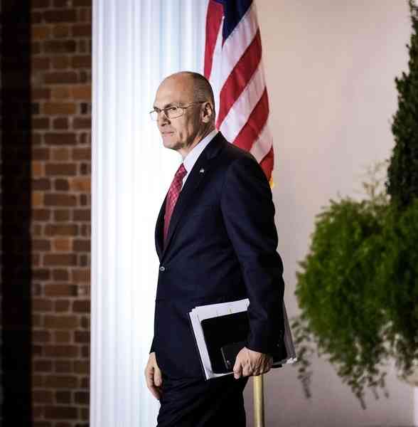 專訪美國駐歐盟大使：美國希望歐洲強大