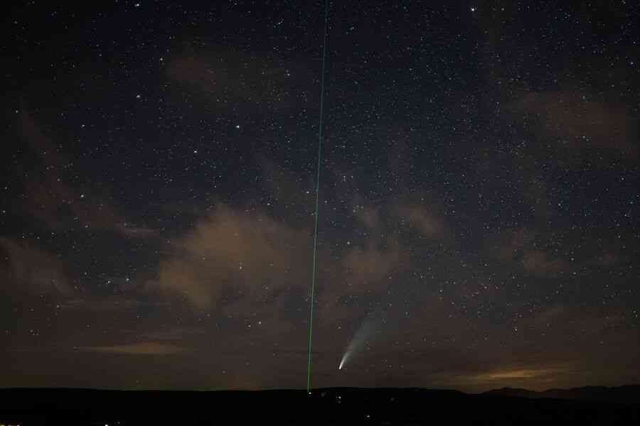 三綠色彗星同現夜空 天文愛好者十月觀星最佳時機