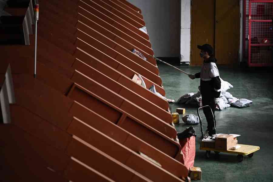 中共稱間諜深夜翻進快遞站偷數據 引造假質疑