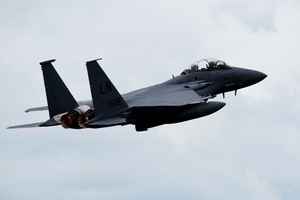 駐伊拉克美軍受威脅 F15戰機擊落伊朗無人機