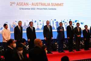 澳洲總理與李克強在柬埔寨會面