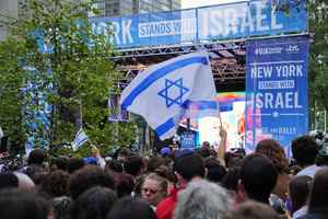 譴責哈馬斯恐襲 五千猶太人紐約集會