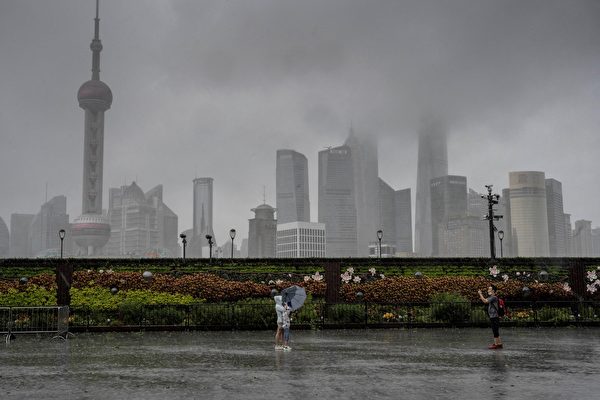 受颱風影響上海輪渡線停航 浙江30萬人轉移