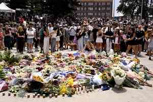 澳洲為邦迪海灘槍擊案罹難者舉辦首場葬禮