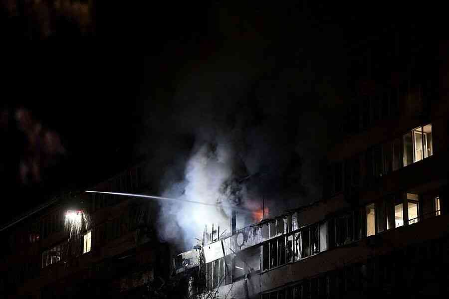 俄軍猛攻基輔釀6死 美方加緊推動和平方案