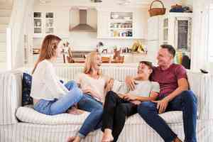 如何協助孩子培養幽默感? 專家分享訣竅