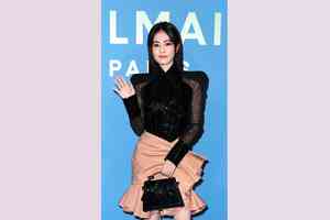 白鹿離開機場一路遭尾隨 下車對峙畫面曝光