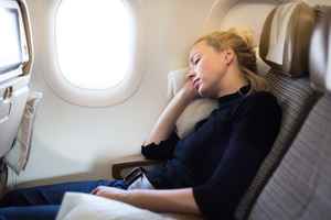 搭機時如何利用「粉紅噪音」幫助你入睡?
