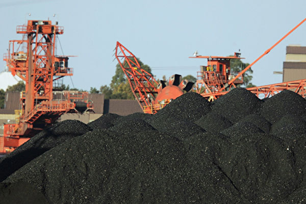 中共禁止澳煤卸貨 中國進口商被迫低價轉售