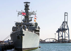 英海軍嚇退伊朗船 國防大臣讚捍衛國際法