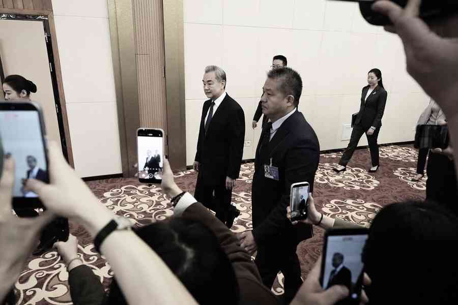 周曉輝：中共外交連遭挫敗 王毅卸責黨魁