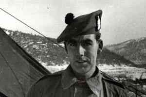 英國傳奇士兵 韓戰中用手榴彈擋下六千共軍