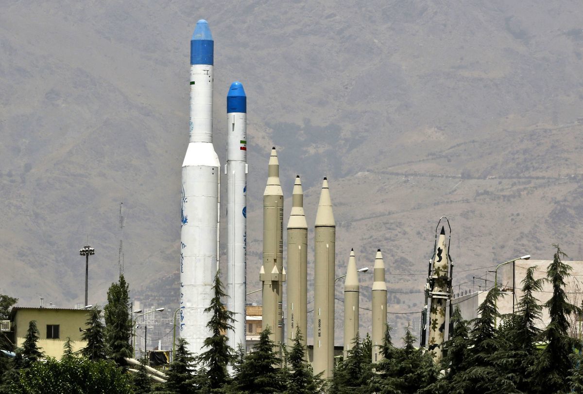 以色列ImageSat International公司的衛星圖片顯示，伊朗在敘利亞境內設置一座新的導彈工廠。圖為2018年7月17日，伊朗首都德黑蘭一處博物館所展示的導彈。（ATTA KENARE/AFP/Getty Images）
