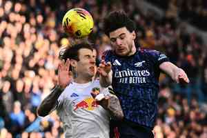 英超：曼城戰平熱刺 阿仙奴六分優勢領跑