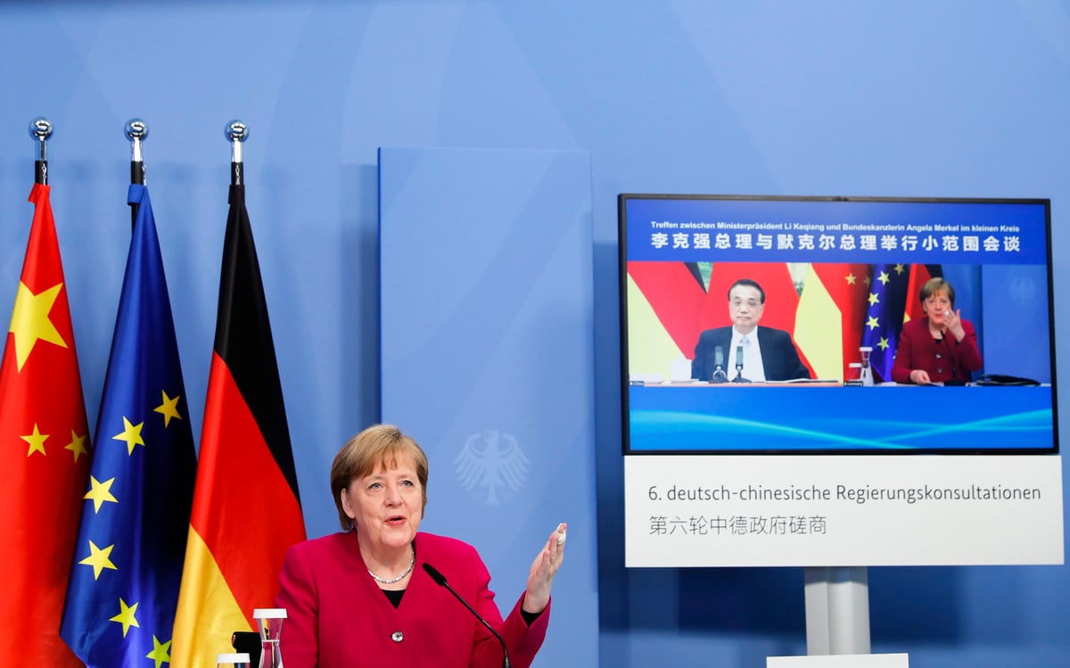 4月28日，德國總理默克爾和中國（中共）總理李克強舉行在線會談。 （Michele Tantussi-Pool/Getty Images）